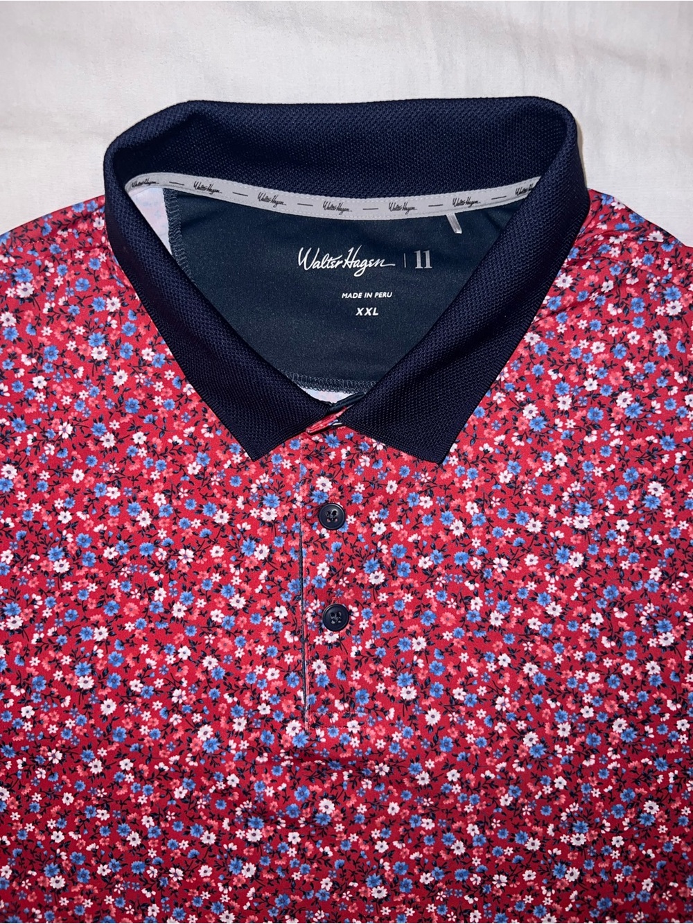 Walter Hagen P11 Men’s 2XL Ditsy Red Floral Performance Golf Polo